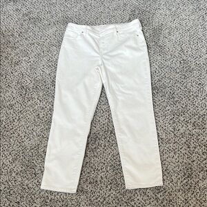 EUC Chico's So Slimming Girlfriend Slim leg ankle. Size 10